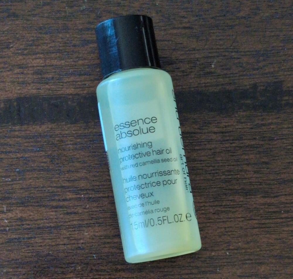 NEW shu uemura  Essence Absolue Nourishing Protective Hair Oil Deluxe Sample